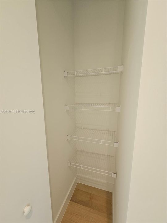 For Rent: $12,000 (6 beds, 7 baths, 4874 Square Feet)