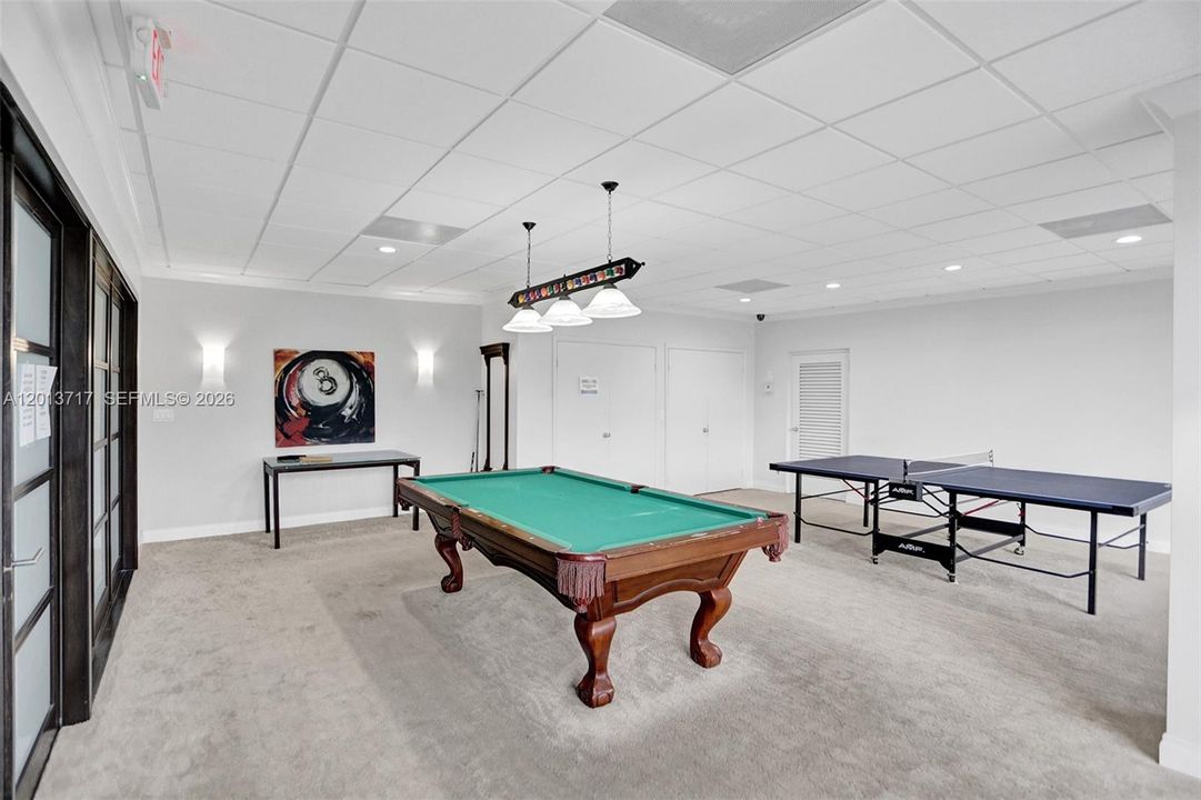 For Rent: $2,300 (2 beds, 2 baths, 1020 Square Feet)