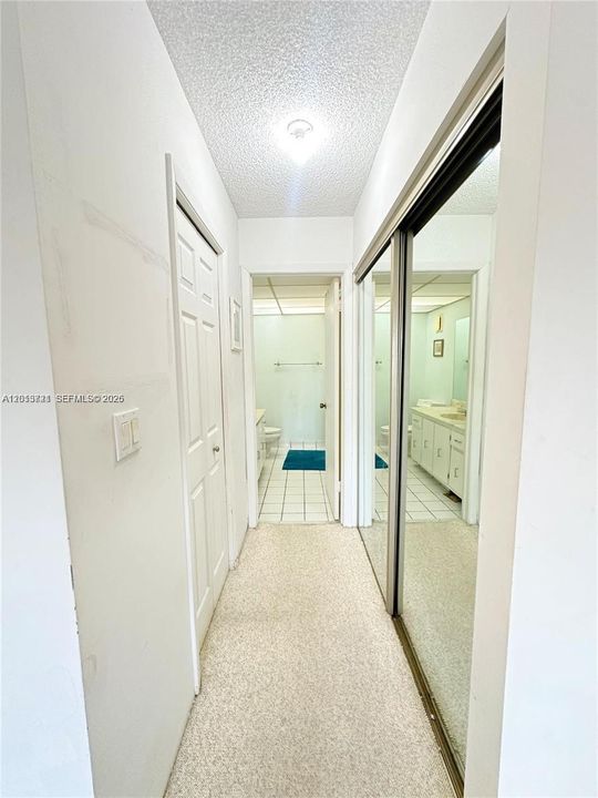 For Rent: $2,300 (2 beds, 2 baths, 1106 Square Feet)
