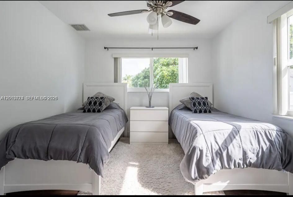 For Rent: $11,000 (2 beds, 1 baths, 980 Square Feet)