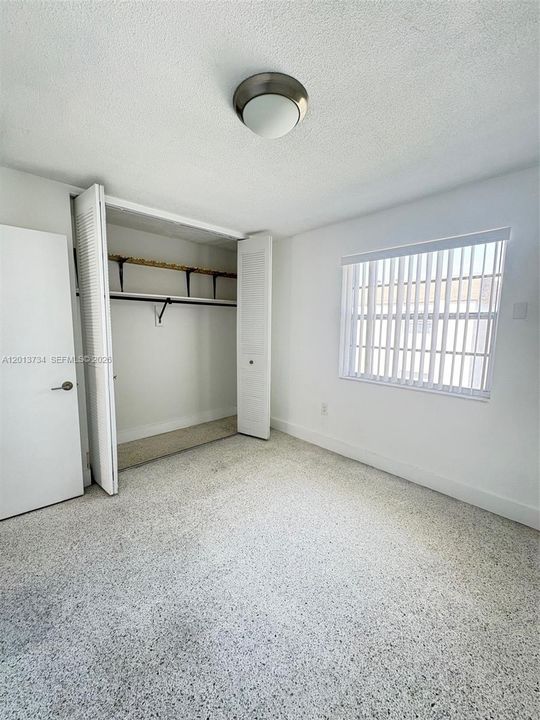 Active With Contract: $2,000 (2 beds, 1 baths, 5368 Square Feet)