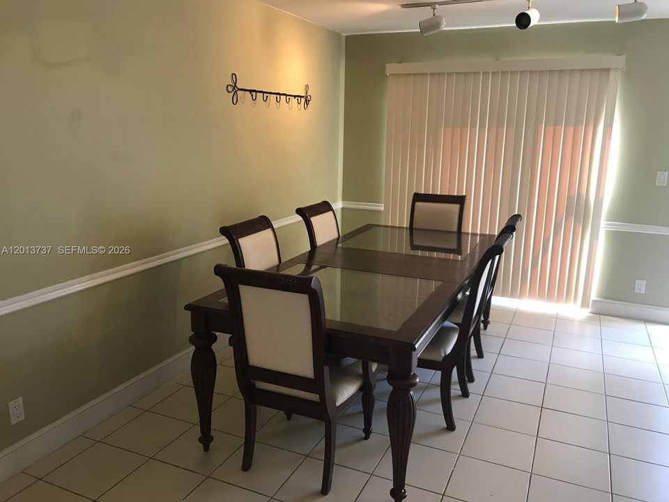 For Sale: $314,875 (4 beds, 2 baths, 2030 Square Feet)