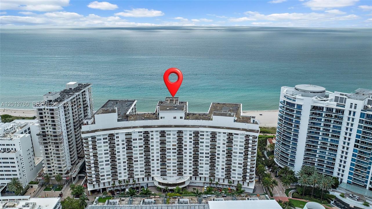 For Sale: $559,900 (2 beds, 2 baths, 1271 Square Feet)