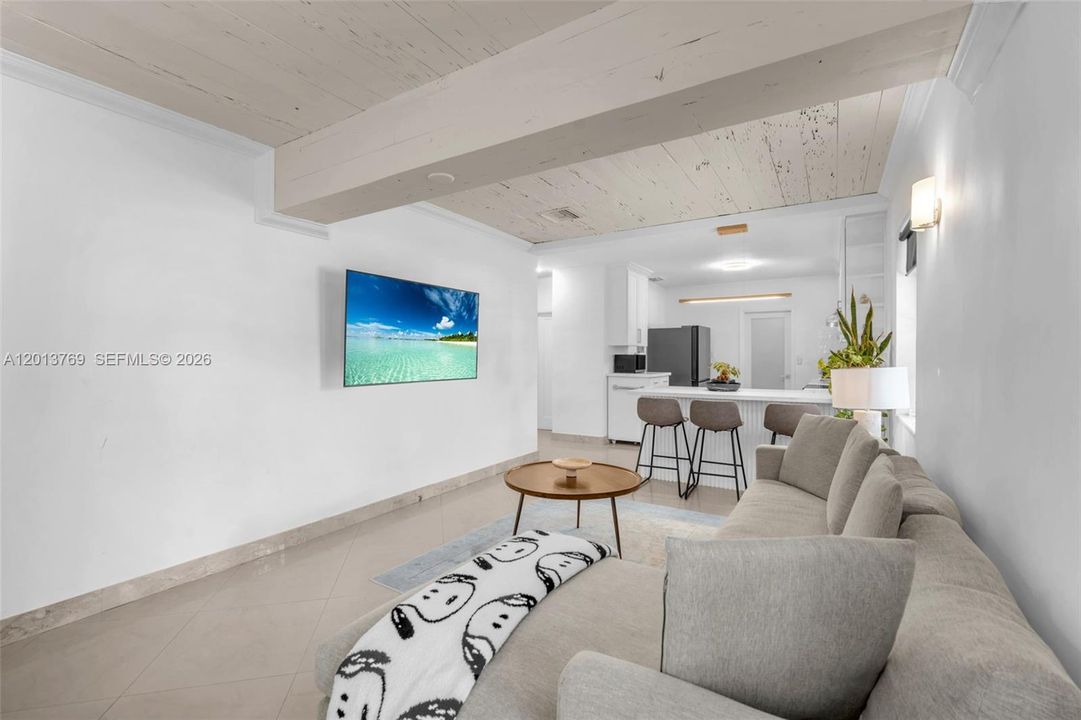 В аренду: $6,900 (3 спален, 2 ванн, 2302 Квадратных фут)