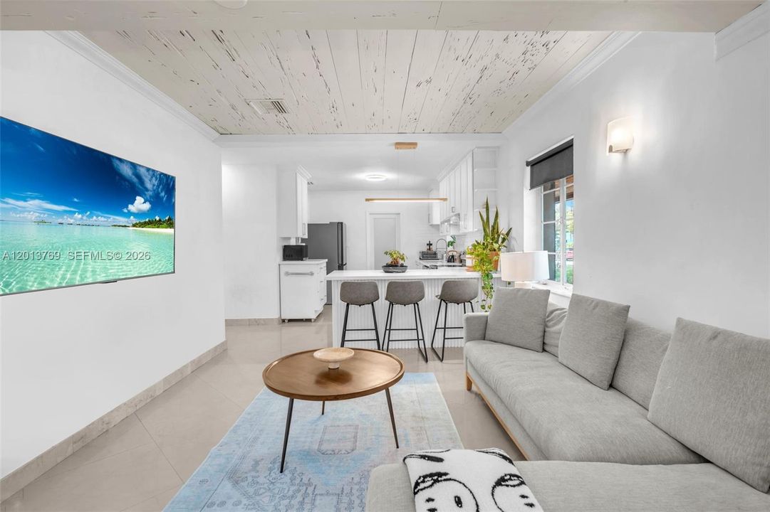 В аренду: $6,900 (3 спален, 2 ванн, 2302 Квадратных фут)