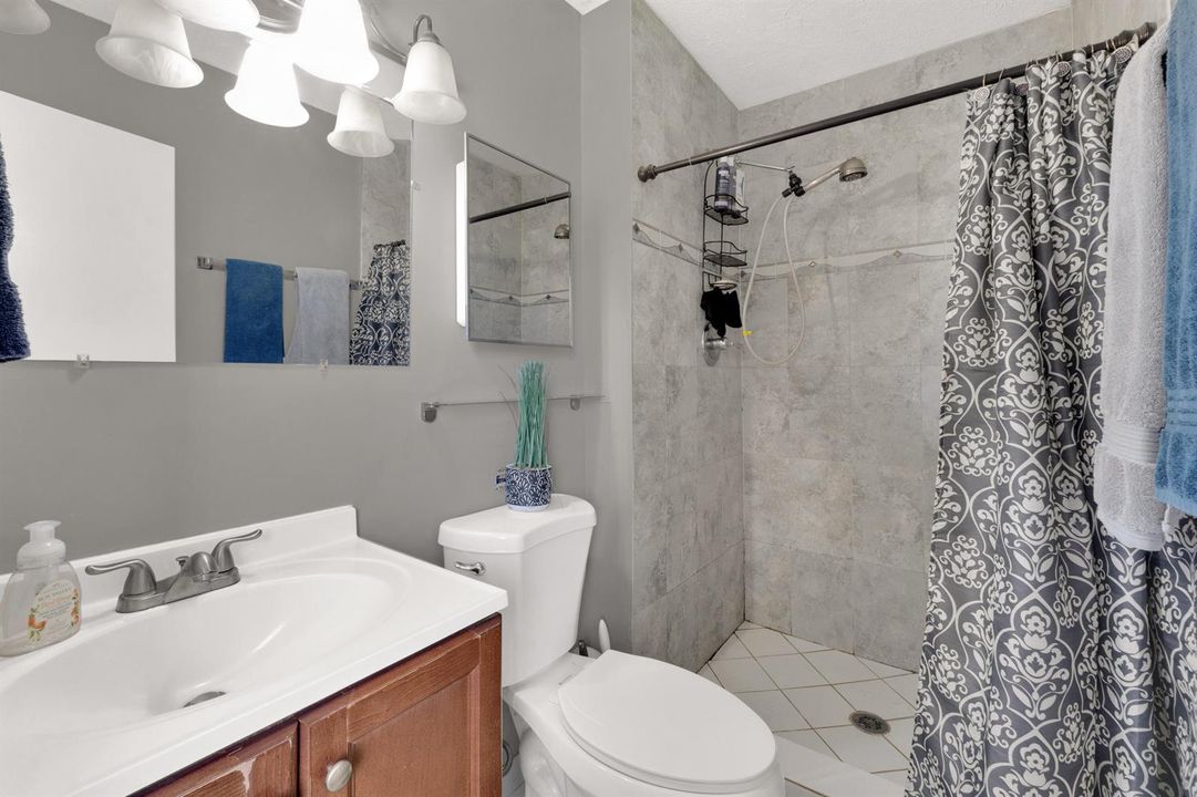 721 SW 79th Ave-11