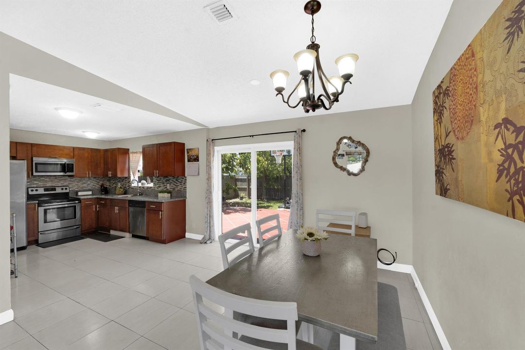 721 SW 79th Ave-3