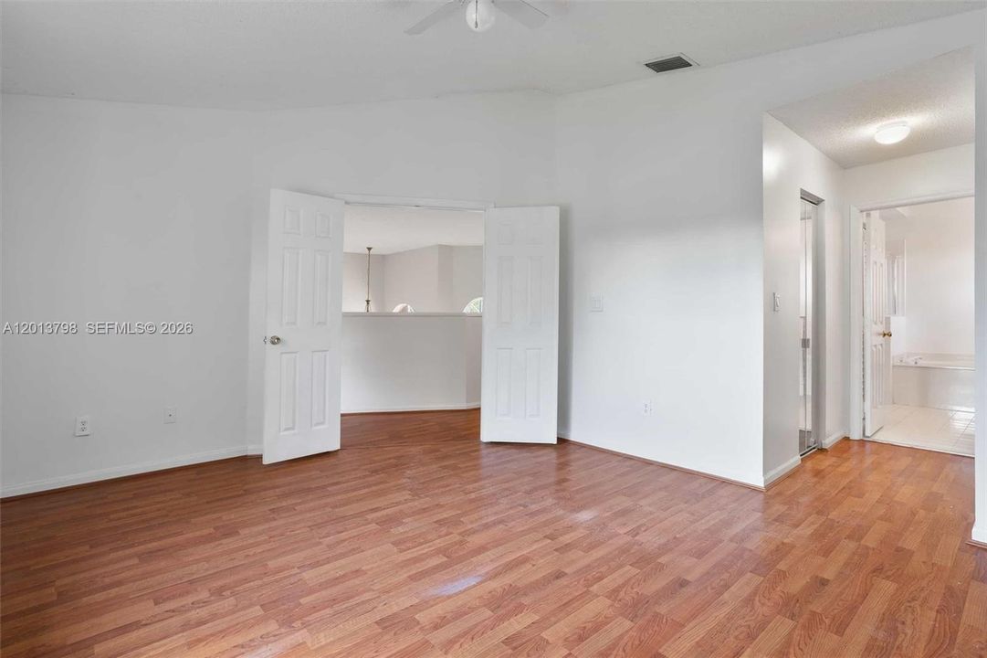 Active With Contract: $3,725 (3 beds, 2 baths, 1786 Square Feet)