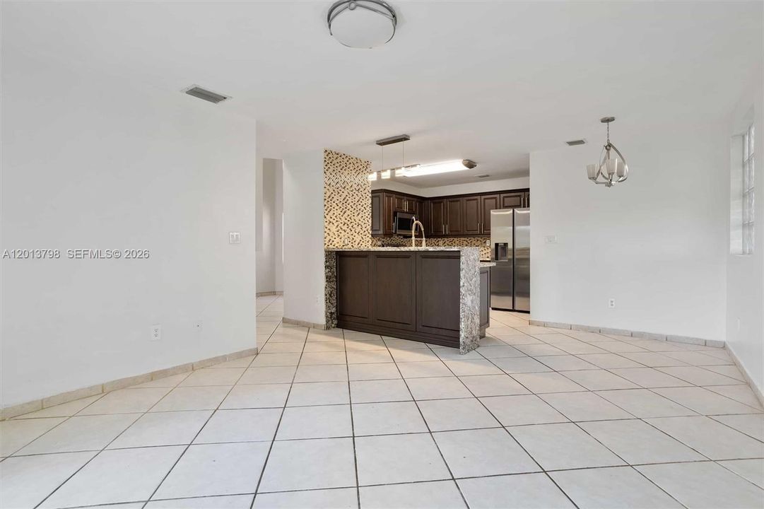 Active With Contract: $3,725 (3 beds, 2 baths, 1786 Square Feet)