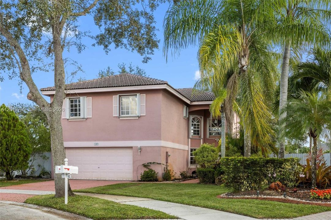 Active With Contract: $3,725 (3 beds, 2 baths, 1786 Square Feet)