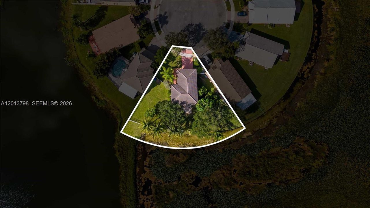 Active With Contract: $3,725 (3 beds, 2 baths, 1786 Square Feet)