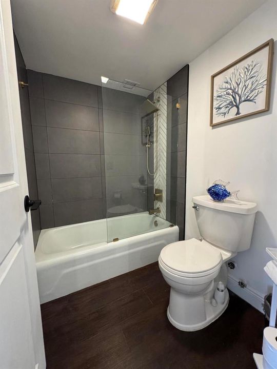 Owner's Bath