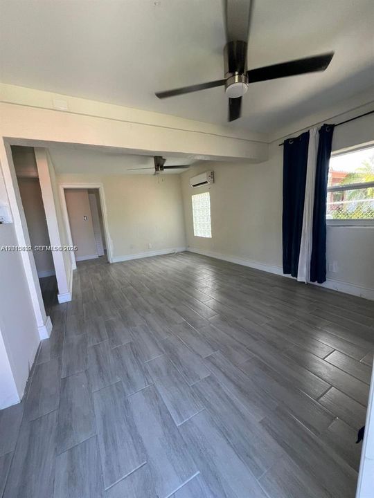 For Rent: $1,750 (2 beds, 1 baths, 2246 Square Feet)