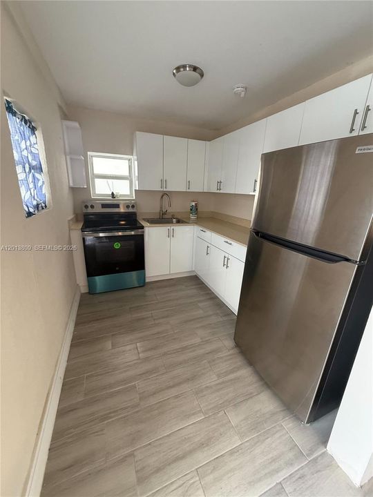 For Rent: $1,750 (2 beds, 1 baths, 2246 Square Feet)