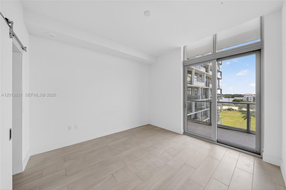 En Venta: $285,000 (1 camas, 1 baños, 749 Pies cuadrados)