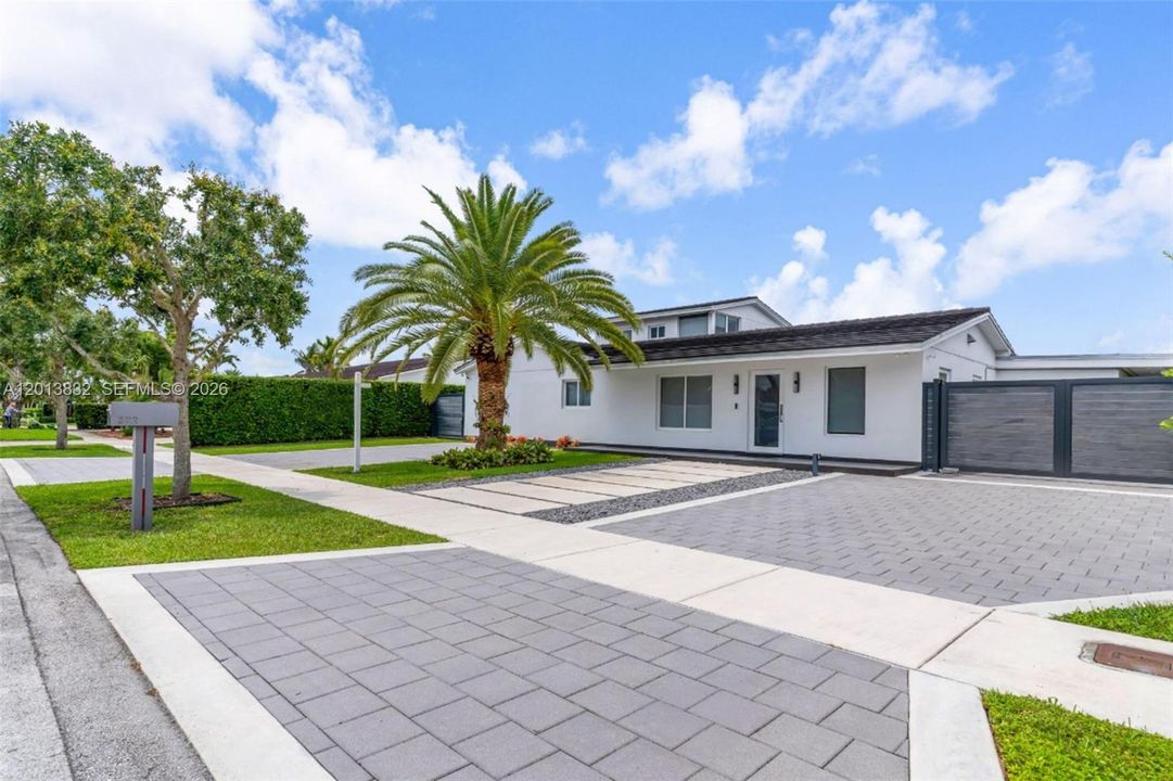 En Venta: $1,349,000 (6 camas, 4 baños, 3299 Pies cuadrados)