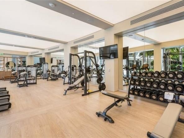 В аренду: $27,000 (3 спален, 3 ванн, 2501 Квадратных фут)
