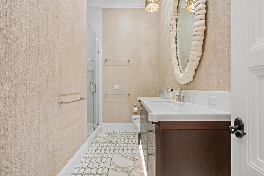 942 Pompano Dr-28