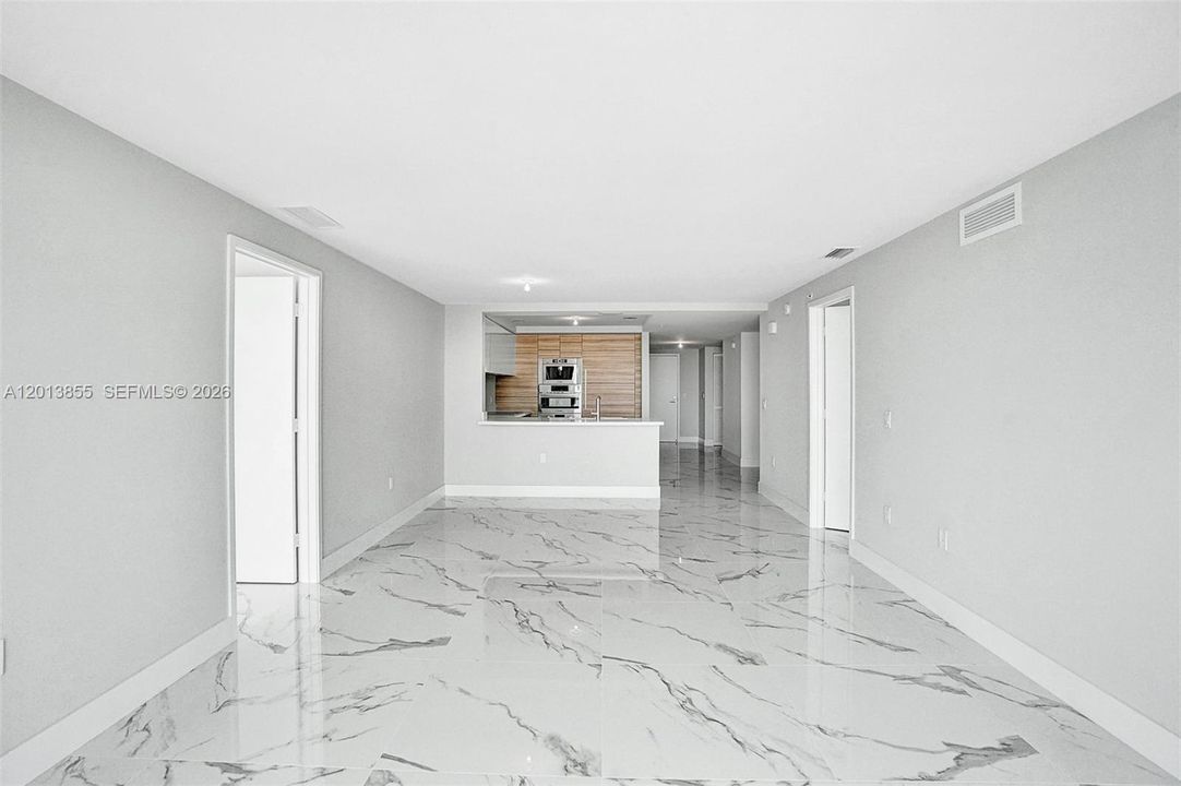 KITCHEN, LIVING ROOM AREA