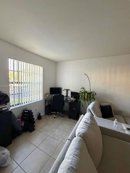 En Venta: $490,000 (3 camas, 2 baños, 1545 Pies cuadrados)