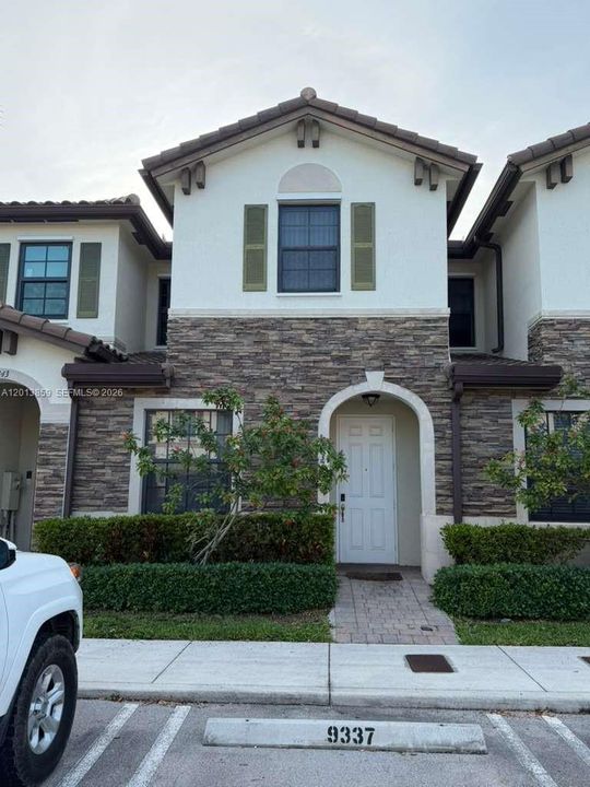 En Venta: $490,000 (3 camas, 2 baños, 1545 Pies cuadrados)