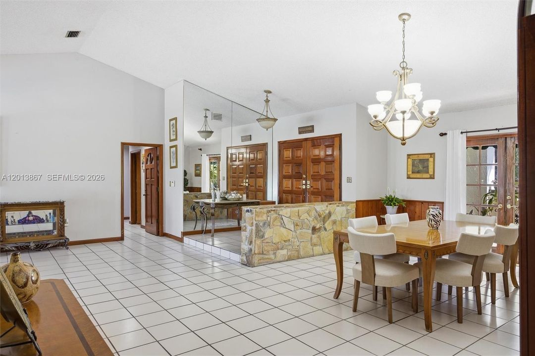 For Sale: $1,225,000 (4 beds, 3 baths, 3270 Square Feet)