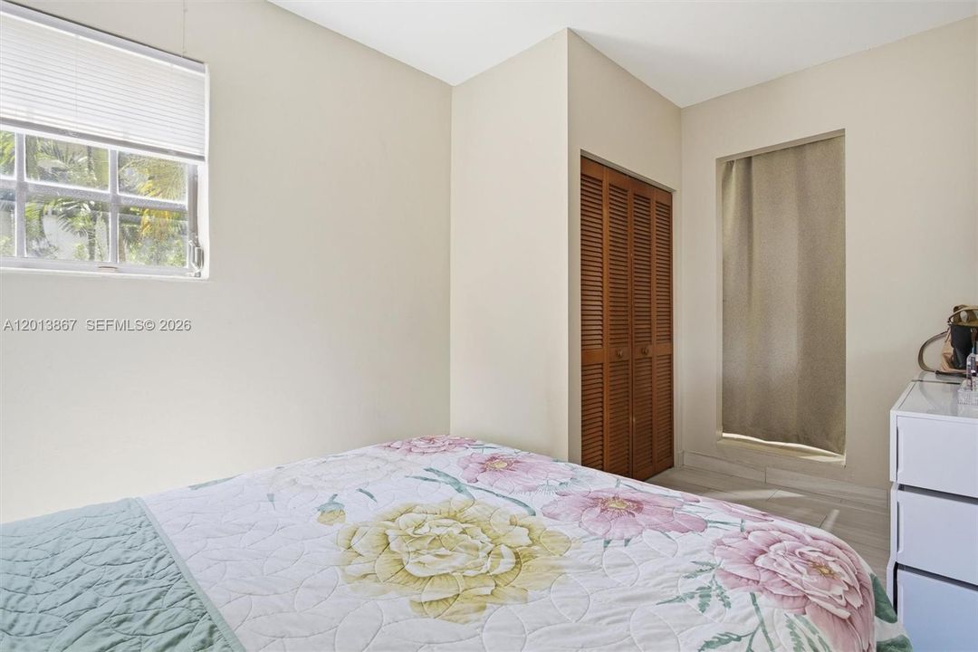 For Sale: $1,225,000 (4 beds, 3 baths, 3270 Square Feet)