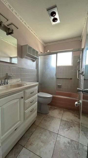 bathroom-tub/shower