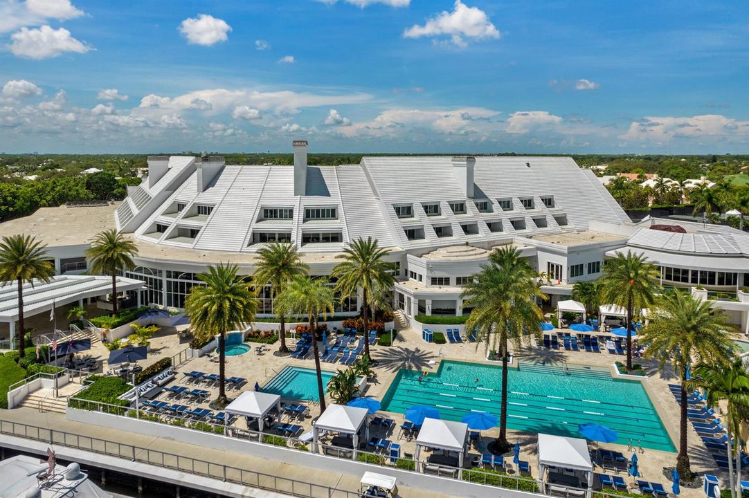 The Club at Admirals Cove
