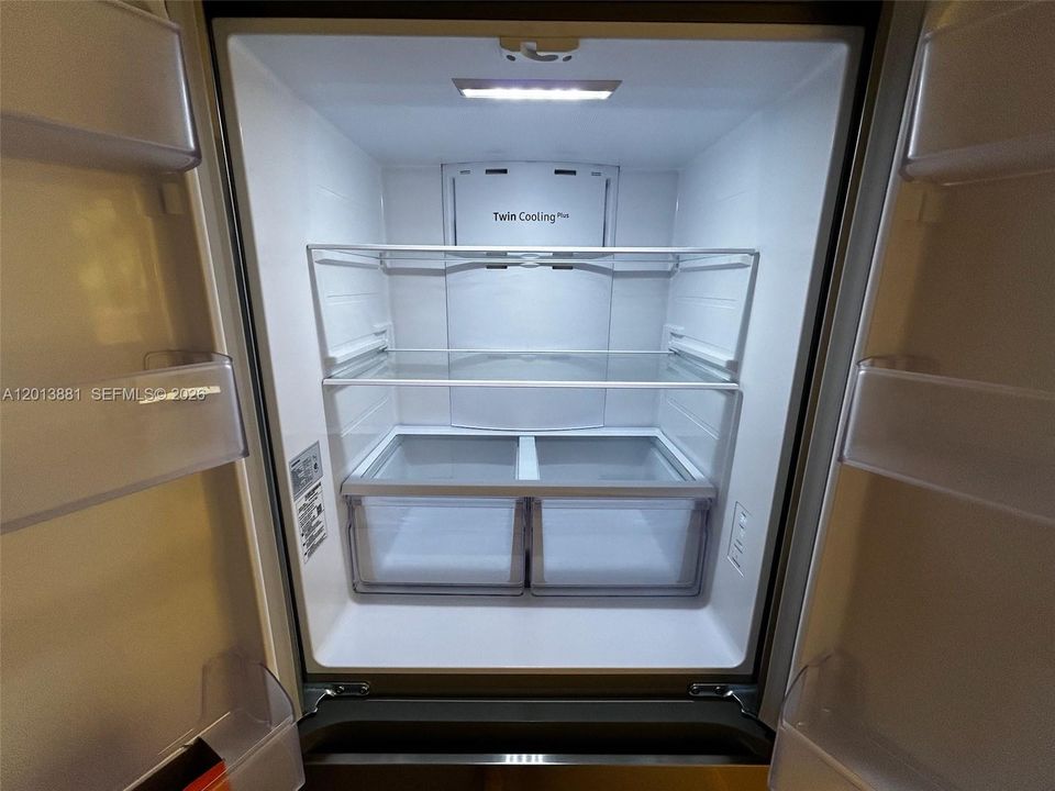En Venta: $230,000 (2 camas, 2 baños, 970 Pies cuadrados)