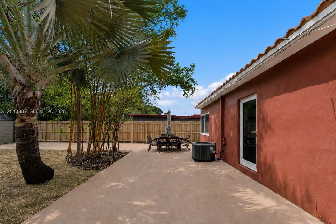 Activo con contrato: $380,000 (2 camas, 1 baños, 756 Pies cuadrados)