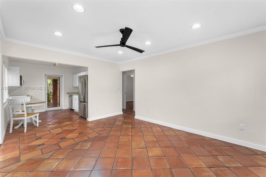 Activo con contrato: $380,000 (2 camas, 1 baños, 756 Pies cuadrados)