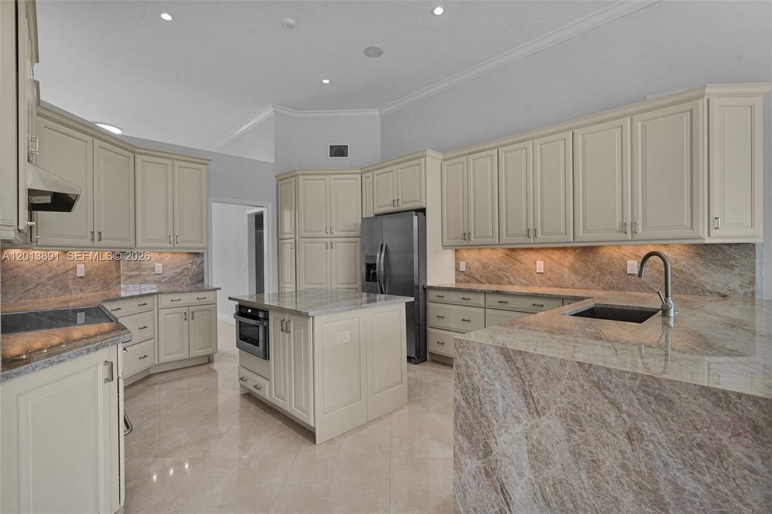 For Sale: $1,950,000 (5 beds, 3 baths, 2870 Square Feet)