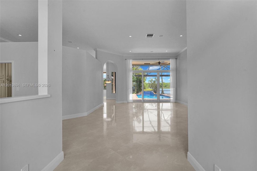 For Sale: $1,950,000 (5 beds, 3 baths, 2870 Square Feet)