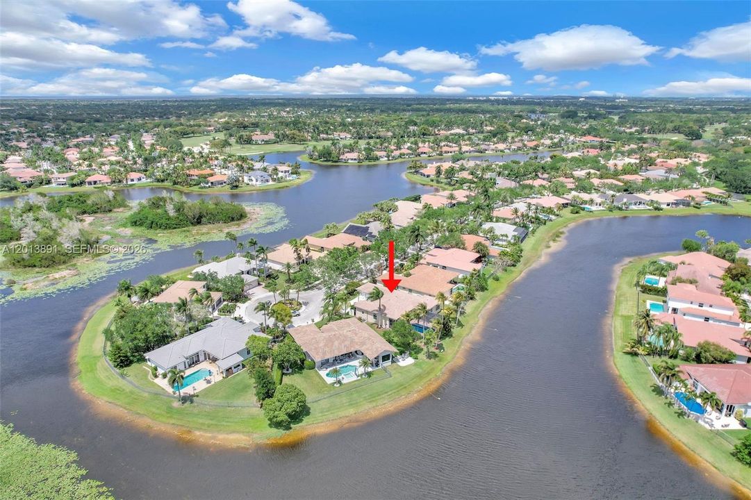 For Sale: $1,950,000 (5 beds, 3 baths, 2870 Square Feet)