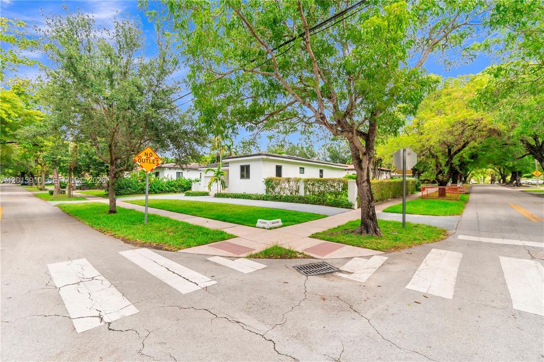 En Renta: $6,900 (2 camas, 2 baños, 1519 Pies cuadrados)