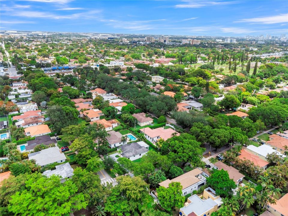 En Renta: $6,900 (2 camas, 2 baños, 1519 Pies cuadrados)