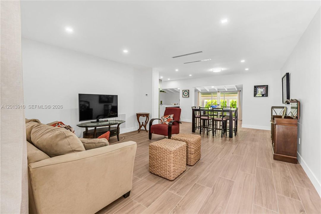 En Renta: $6,900 (2 camas, 2 baños, 1519 Pies cuadrados)