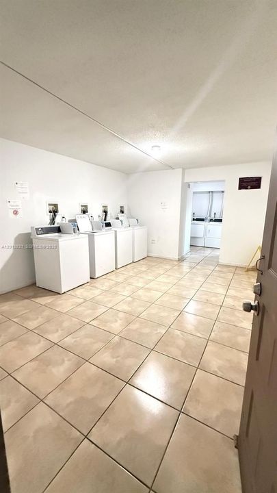 Activo con contrato: $1,850 (1 camas, 1 baños, 870 Pies cuadrados)