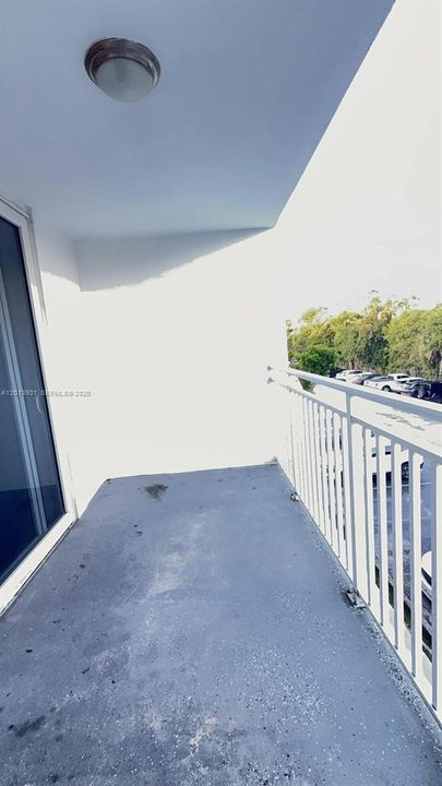 Activo con contrato: $1,850 (1 camas, 1 baños, 870 Pies cuadrados)