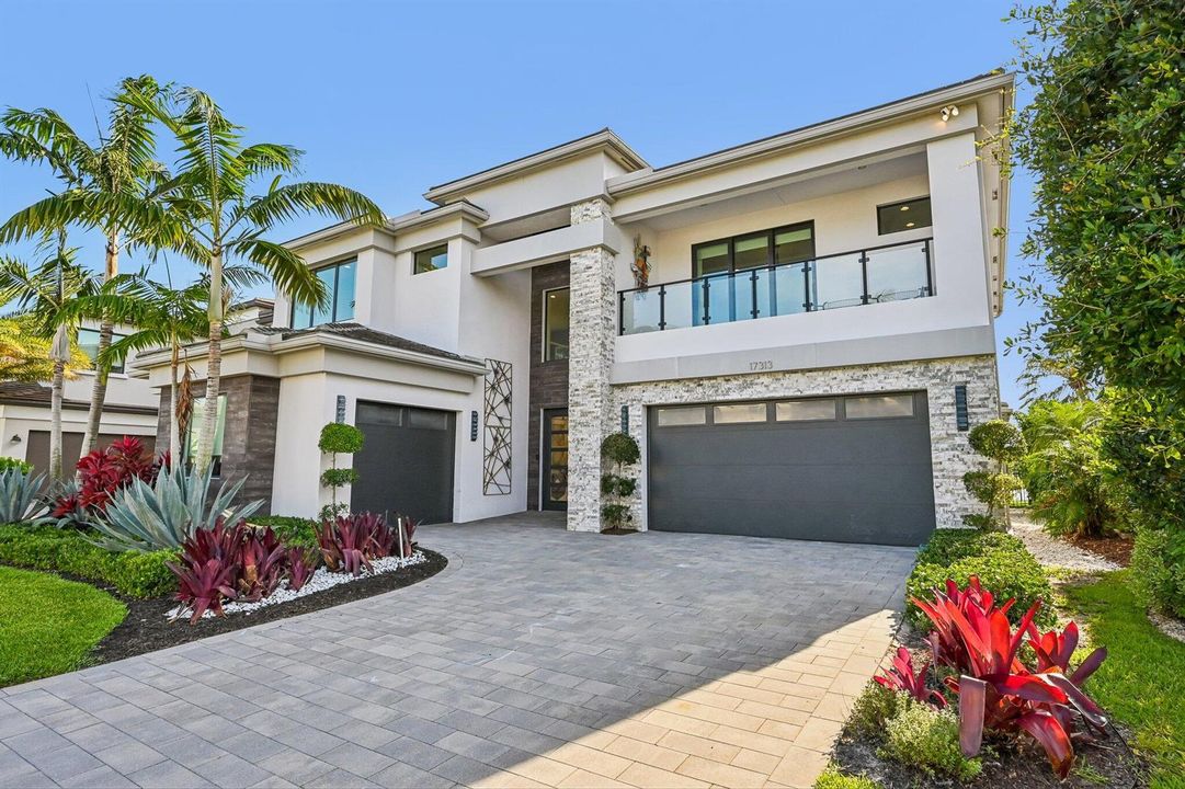 3-web-or-mls-Pagoda Palms Dr-S0305-003