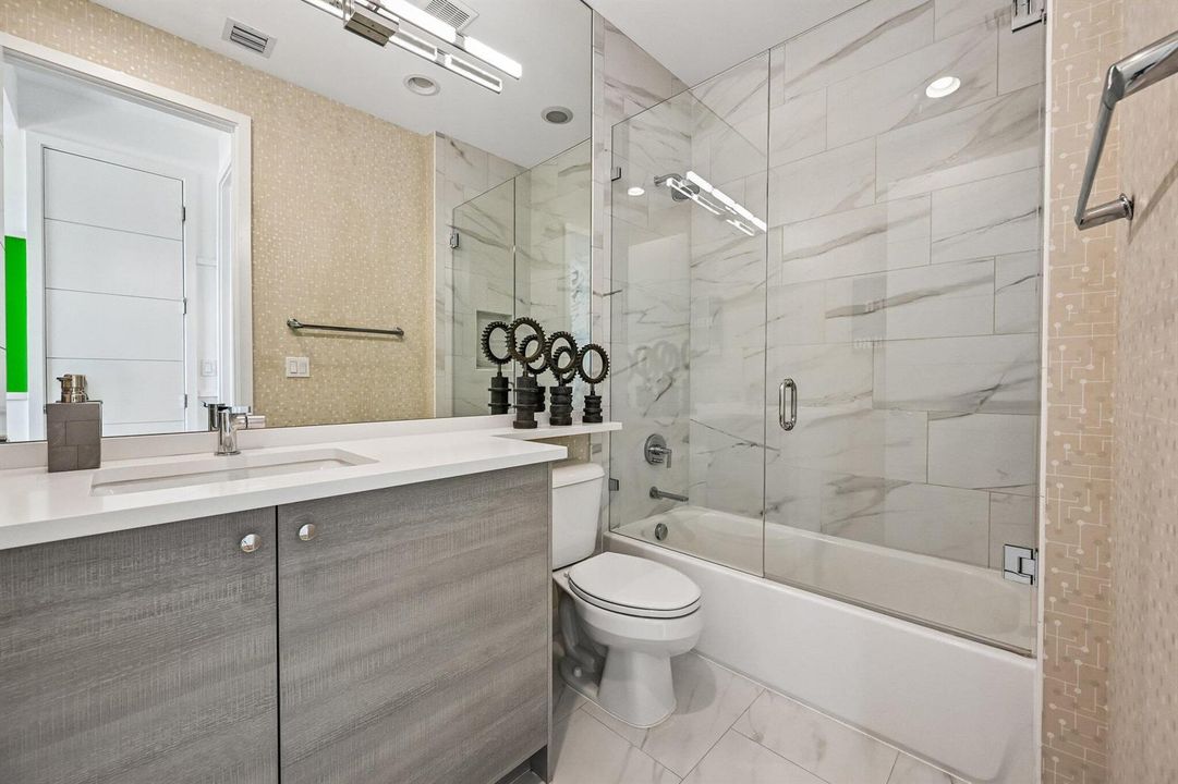 29-web-or-mls-Pagoda Palms Dr-S0305-029