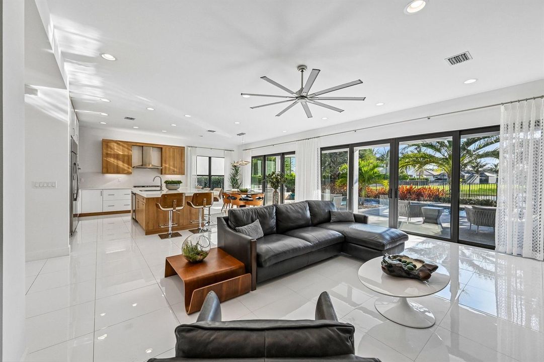 10-web-or-mls-Pagoda Palms Dr-S0305-010