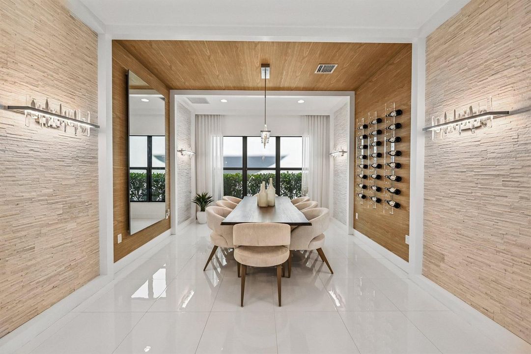 19-web-or-mls-Pagoda Palms Dr-S0305-019