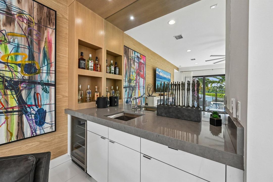 16-web-or-mls-Pagoda Palms Dr-S0305-016