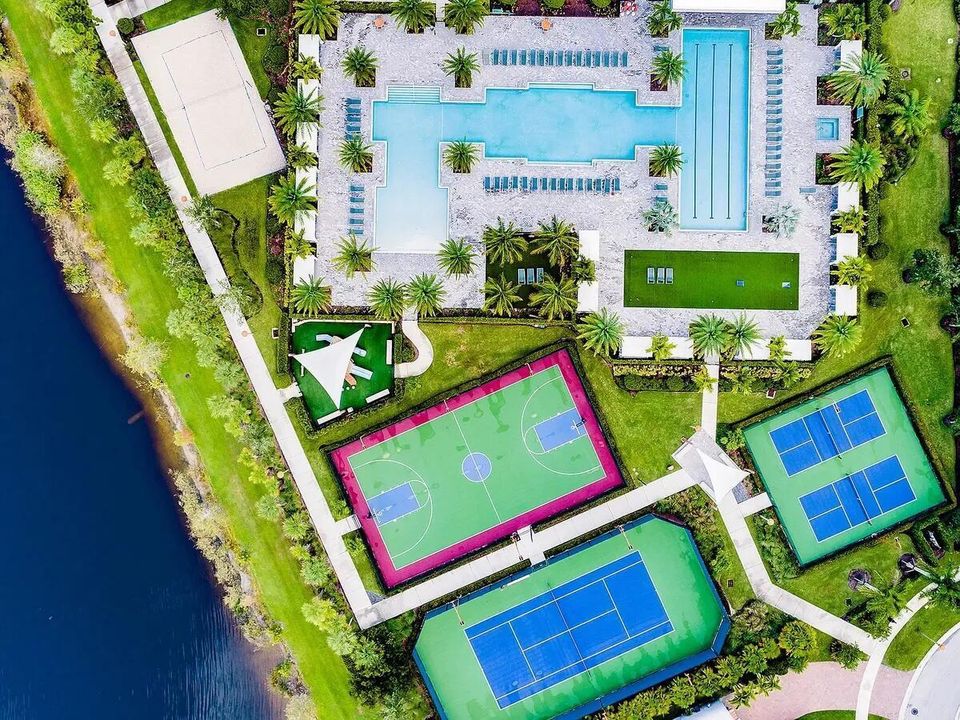 Alton courts