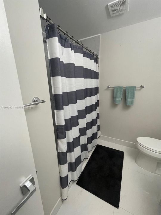 Active With Contract: $3,150 (3 beds, 2 baths, 1770 Square Feet)