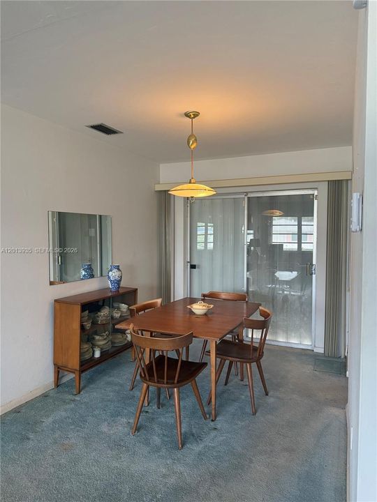 Active With Contract: $525,000 (2 beds, 2 baths, 1200 Square Feet)
