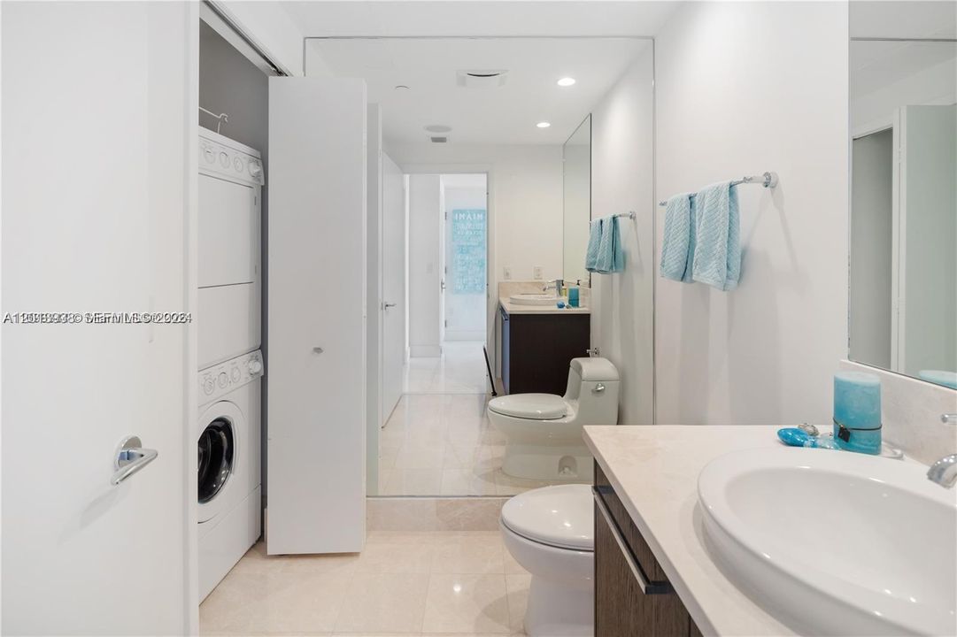 Activo con contrato: $6,900 (1 camas, 1 baños, 858 Pies cuadrados)