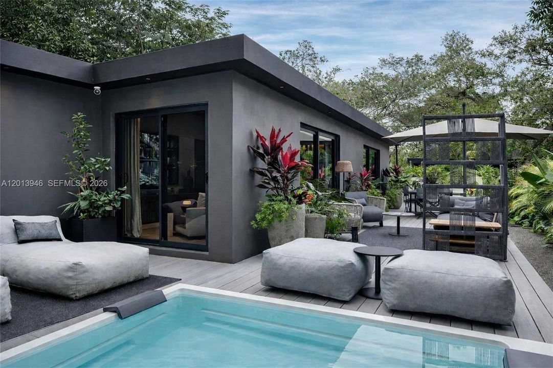 For Sale: $1,695,000 (2 beds, 3 baths, 0 Square Feet)